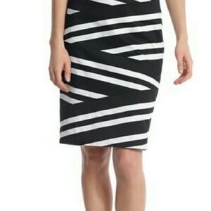 White House Black Market Zebra Stripe Pencil Skirt